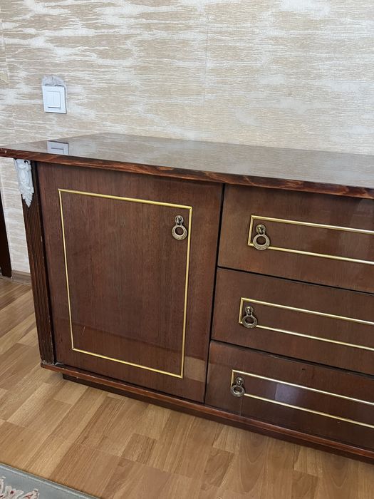 Комод румынский, чистое дерево