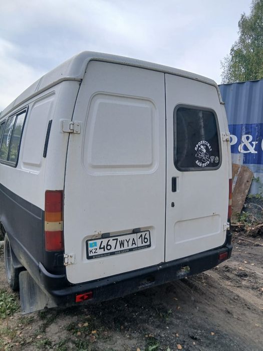 Продам газель 7 местную