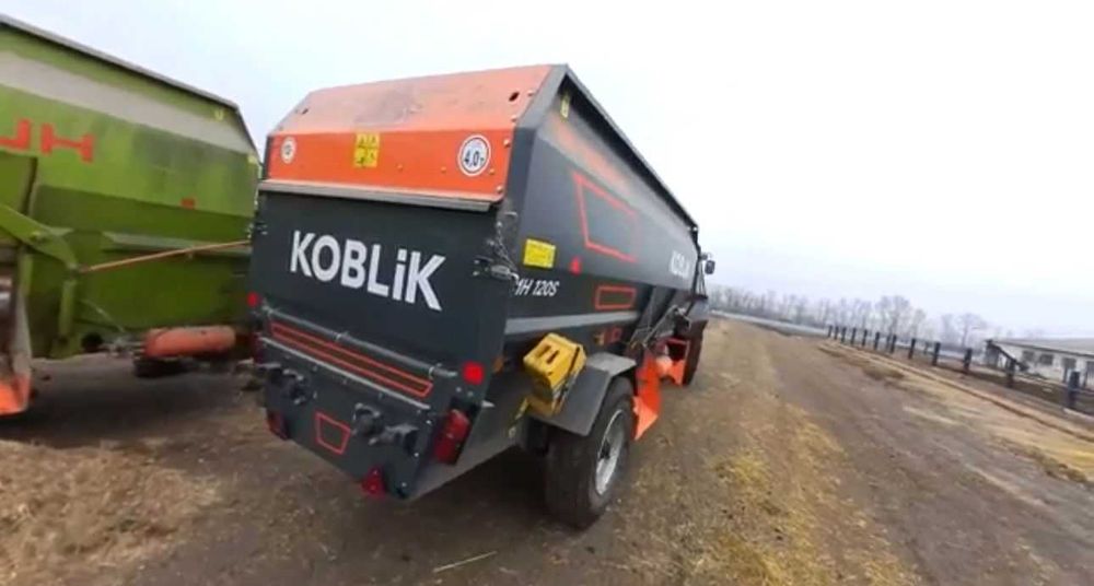 Измельчитель - смеситель - раздатчик кормов MH 150