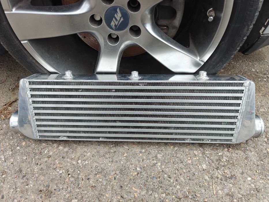 Интеркулер 550/180/63