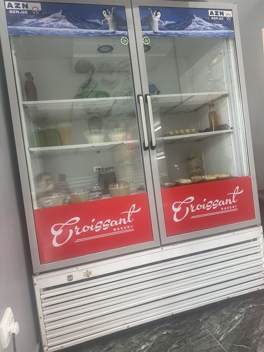 Продам Холодильник AZN.