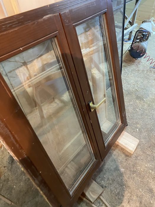 Продам оконный блок 120*100 .