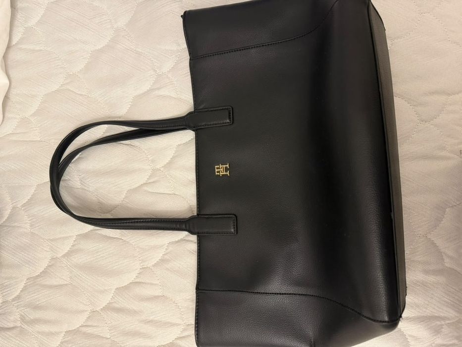 Сумка тоут Tommy Hilfiger