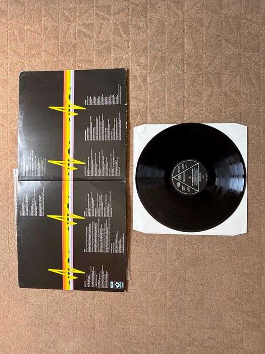 The dark side of the moon - Pink Floyd LP