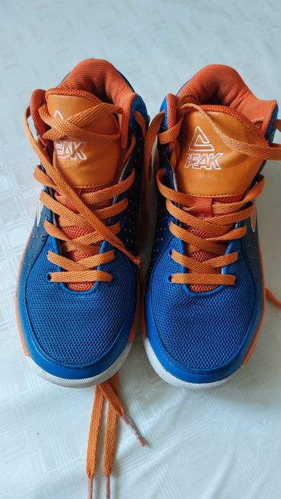 Pantofi baschet măsură 33