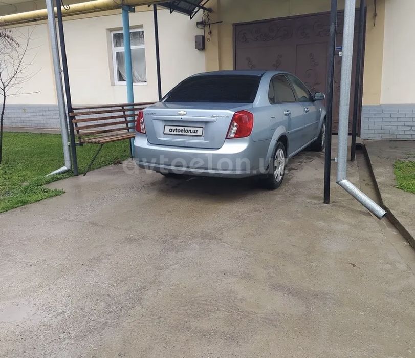 Lacetti 1,6 avtomat Arenda vikub