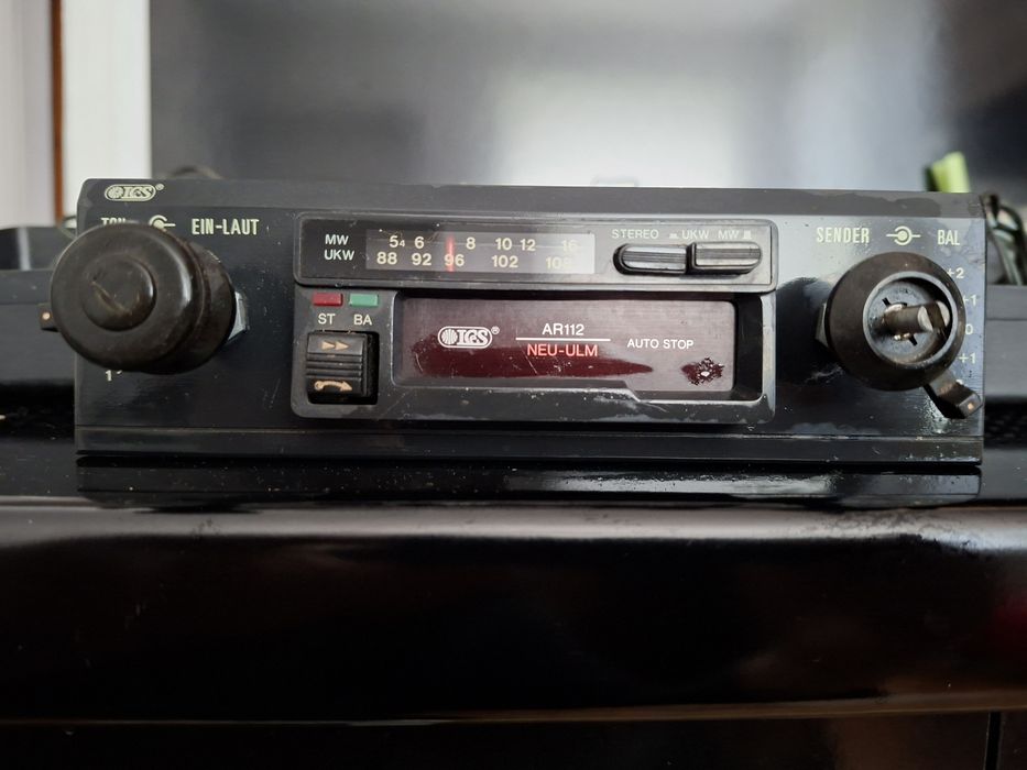 Комплект авто радиокасетофон ICS, две тонколонки и външна авто антена