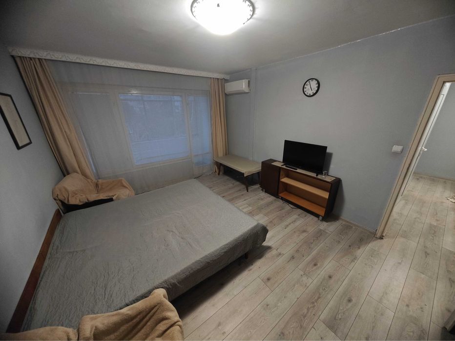 Дава се под наем Двустаен апартамент в Варна, Младост 1 - 41 кв.м за 357 € - Снимка #2