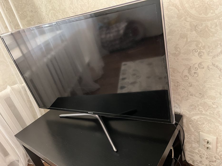 Продам телевизор