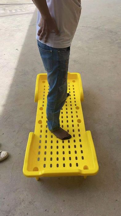 Детская кровать платик