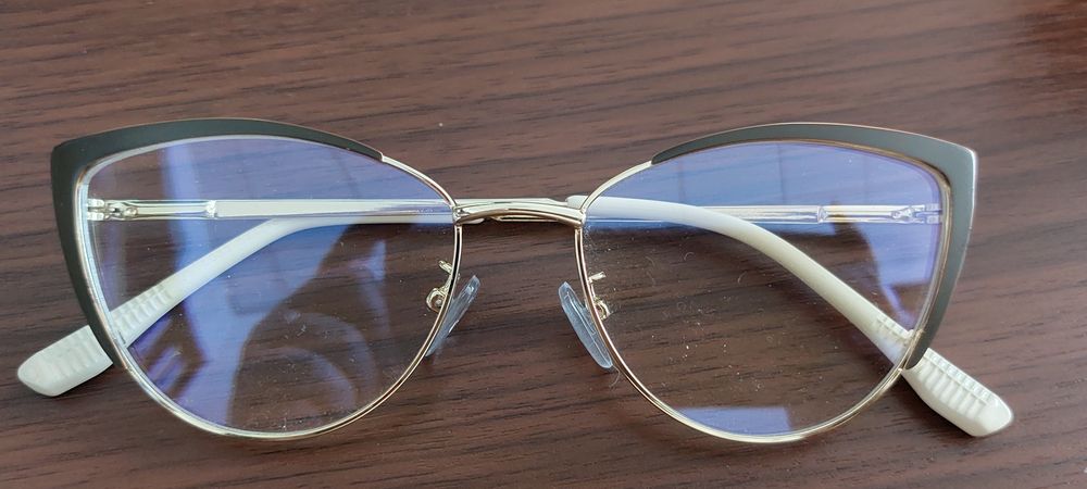 Оправа женская. Золото