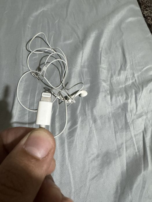 Iphone uchun orginal naushnik