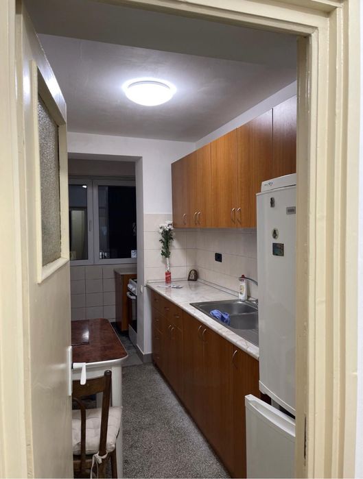 Inchiriez 2 camere crangasi constructorilor accept animalute
