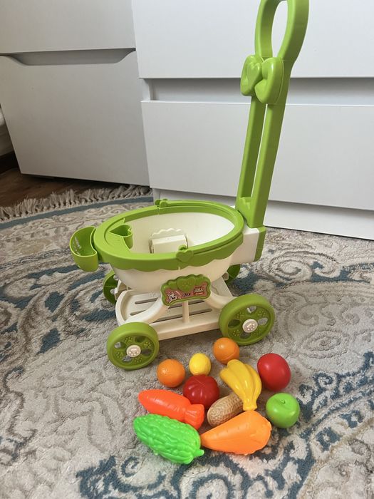 Продам тележку с овощами