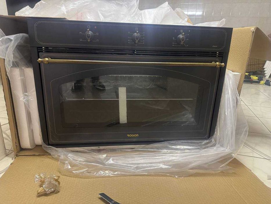 Продаëтся духовка Roison Турция