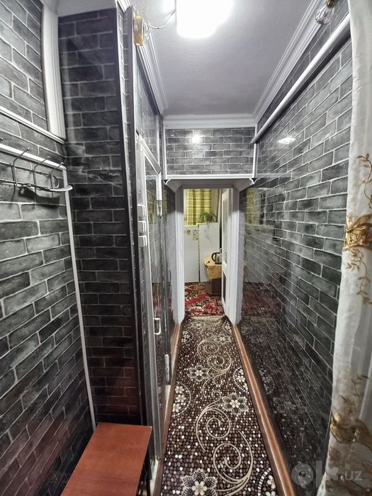 Арендага 1 хона 1 этаж Вокзалда жойлашган.Агентство