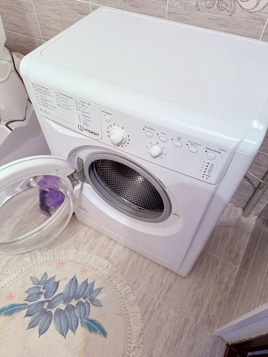 Машинка стиральная