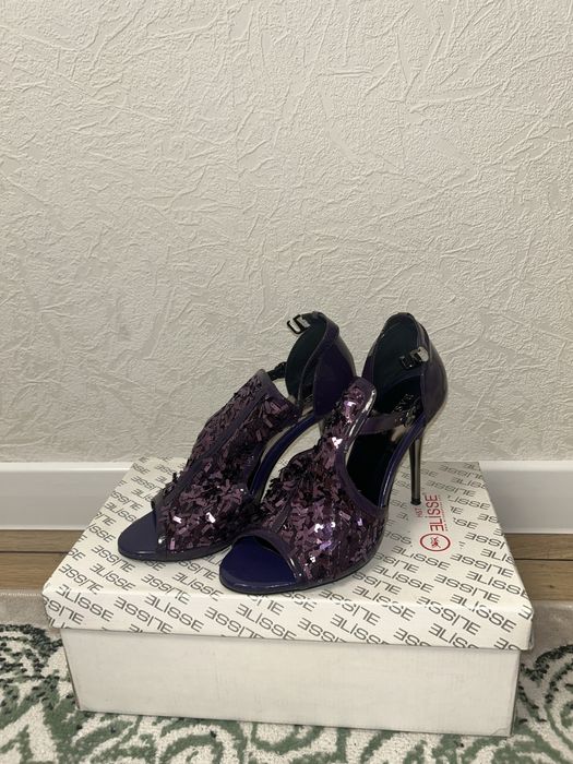 Женская обувь ( Каблуки )