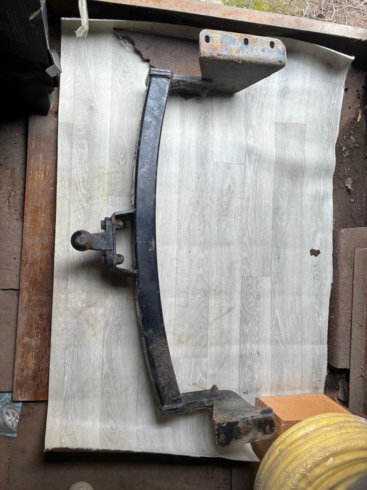 Продам фаркоп литой