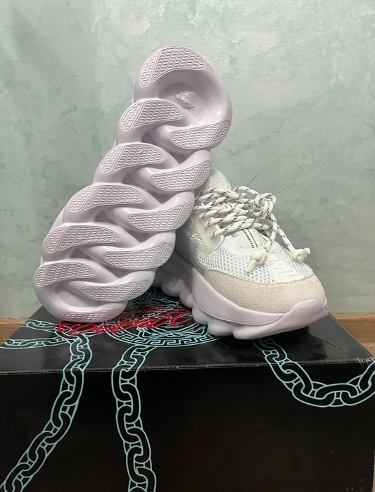 Versace Chain Reaction