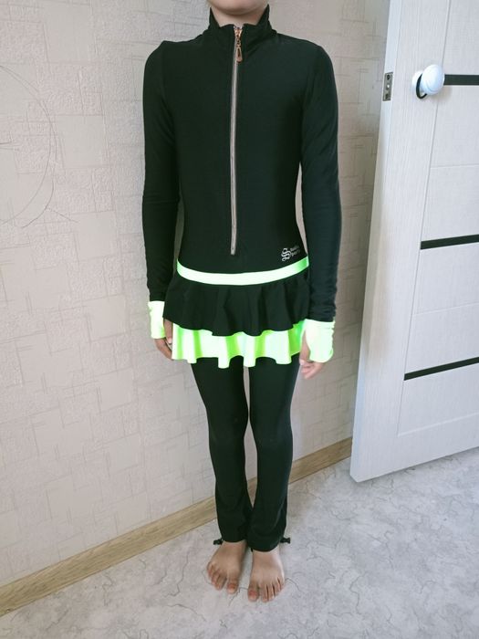 Одежда для фигурного катания