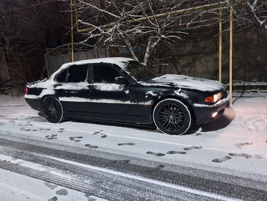 Диски бмв с шинами