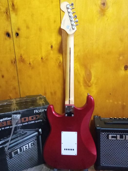 Электрогитара страт скваер с комбиком