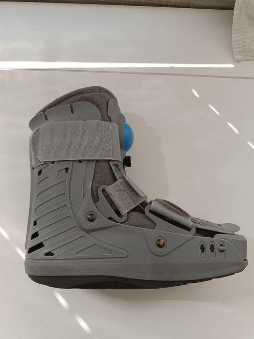 Имобилизираща шина за коляно и обездвижващи ботуши