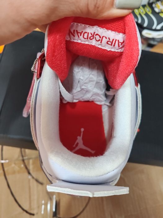 Jordan 4 retro metallic