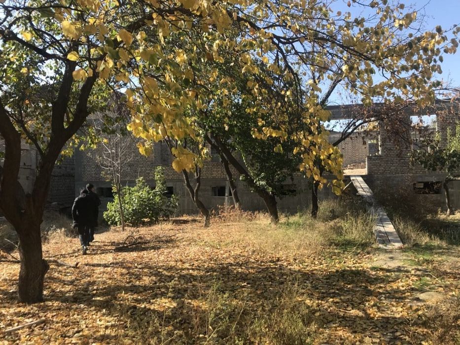 12-соток.Под гостиничный бизнес!Срочно продаётся участок.