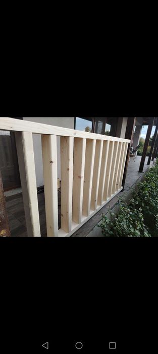 Дървени парапети