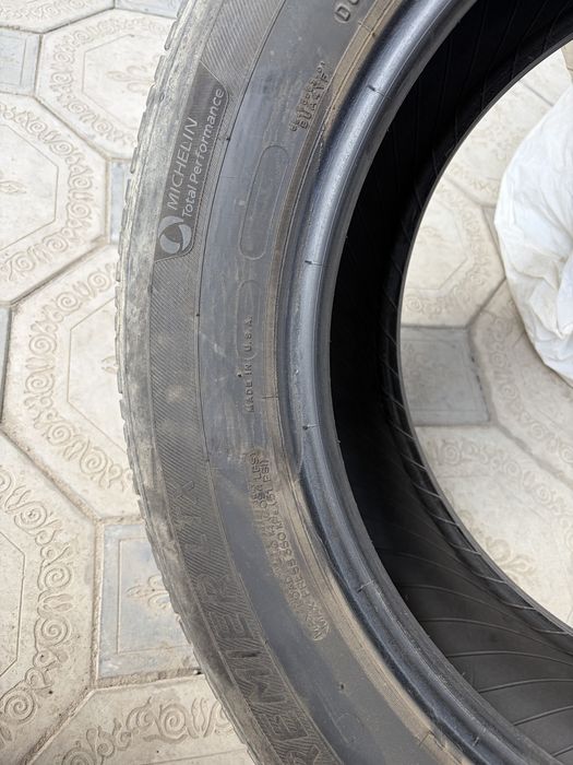 MICHELIN 235/65/18