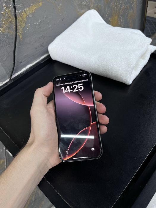 iphone 15 pro yangi hama narsasi bor