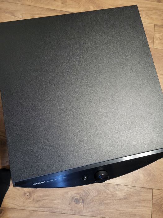 Сабвуфер Yamaha NS-SW1000