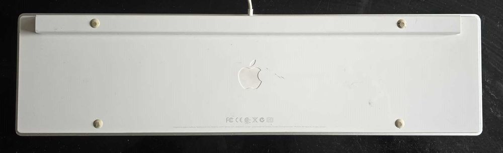 Tastatura Apple model A1243 DEFECTA