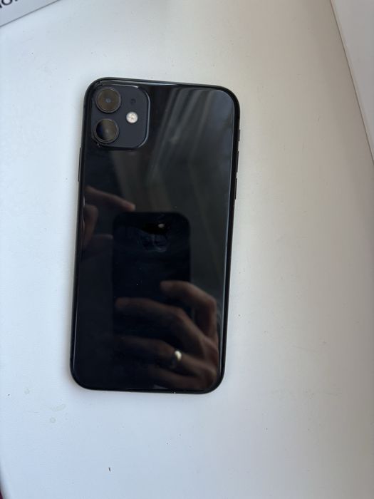 Айфон 11 64гиг 60тыс