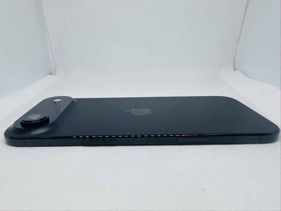 *Нов* Apple iPhone 17 Air 256 GB Black Titanium Unlocked