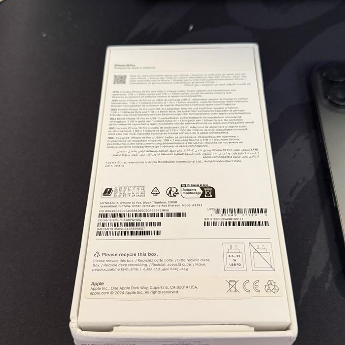 Apple IPhone 16 pro 128GB Titanium
