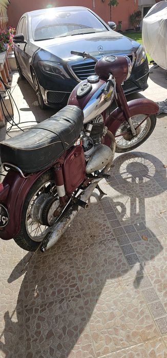 Ява 353 250 кубика с документи.