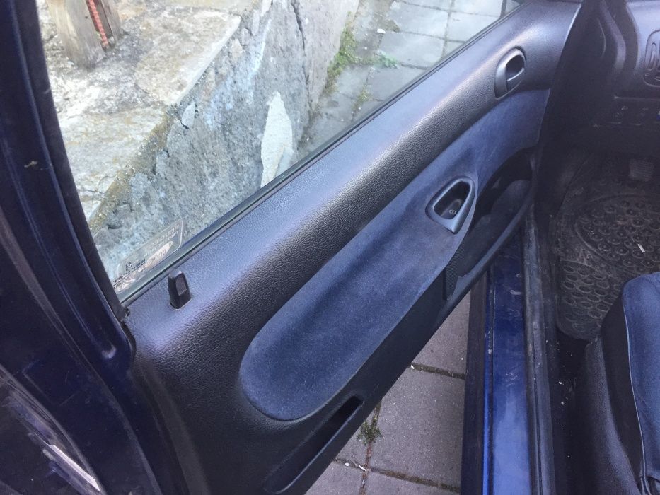 пежо 206  бензин