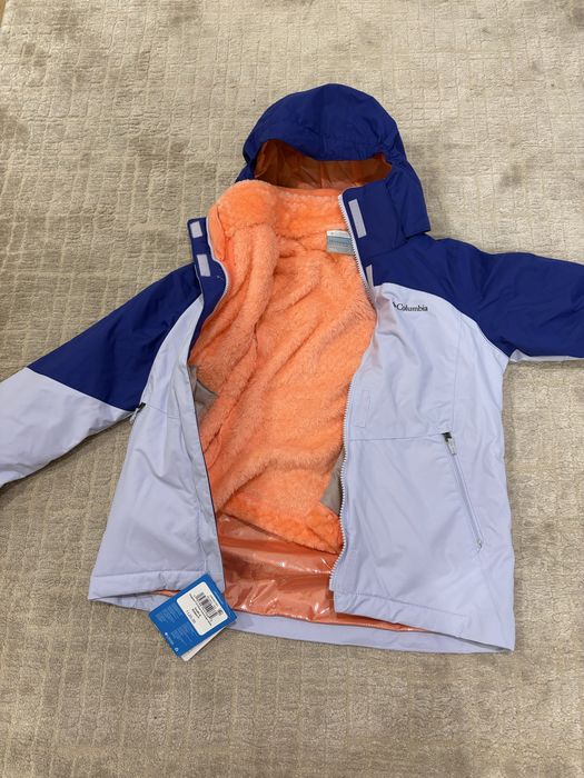 Jeaca fete marimea S( 7-8 ani) columbia noua 3in 1
