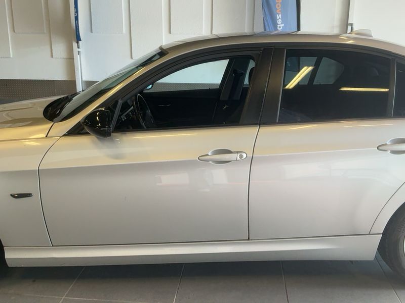 BMW 3er 318d Première 2010