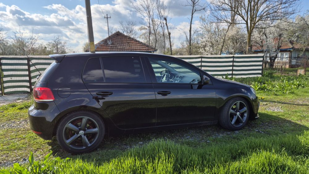 VOLKSWAGEN Golf 2011 — imagine 18