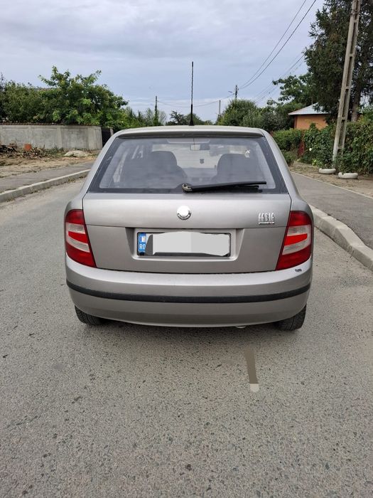 Skoda fabia 1.2 benzina 64 cp