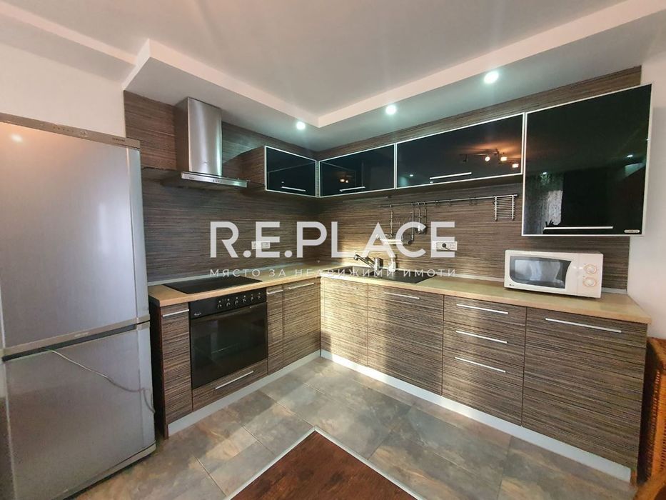 Дава се под наем Къща в Варна, Галата - 110 кв.м за 612 € - Снимка #2