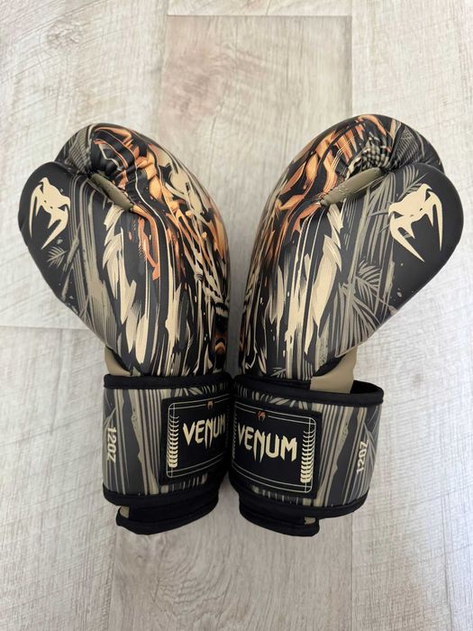 Manusi box Venum Tiger