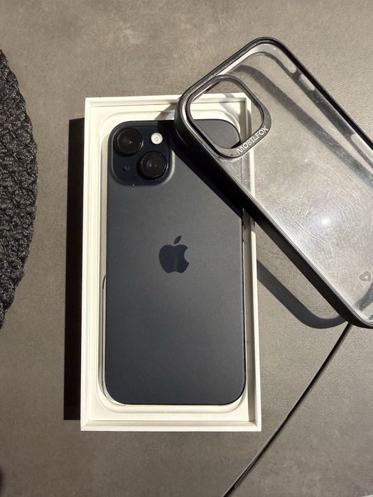 Vand iphone 15 in stare foarte buna!