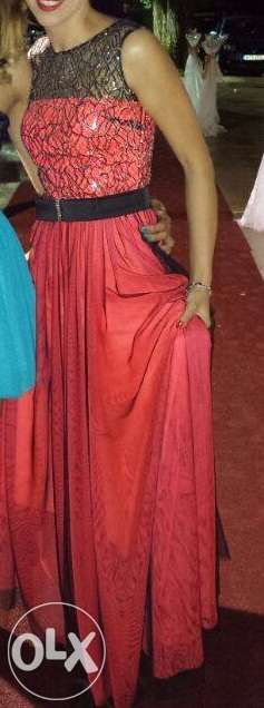 Rochie de seara elegantă