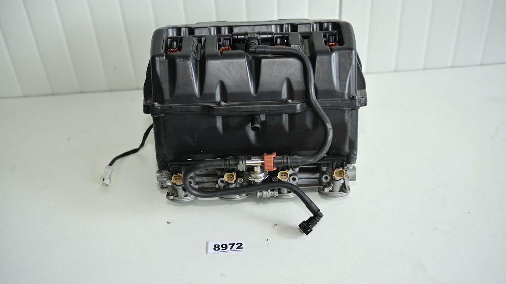 Yamaha YZF R1M 2015 2019 Rampa de injectie cu carcasa filtru de aer