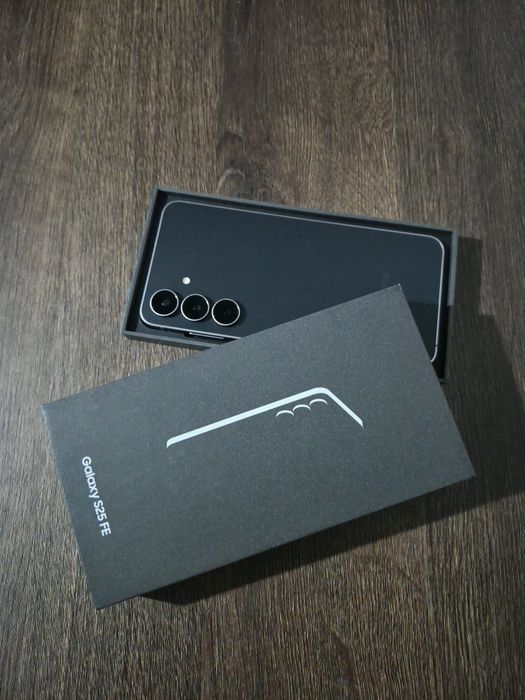 Samsung Galaxy S25 FE -- 512GB -- NOU